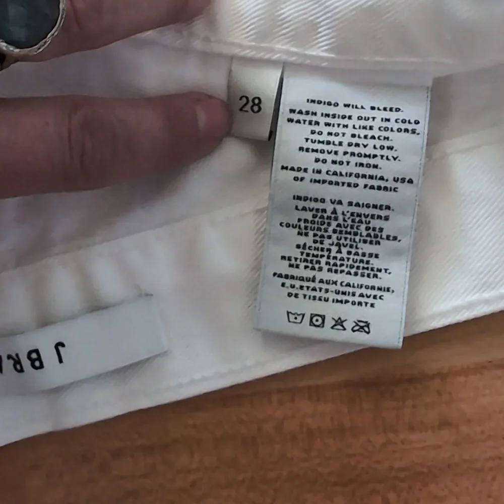 NWT J Brand Cut-Off Short Low-Rise Vixen White Jean 28